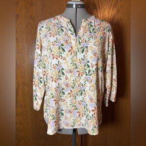 Natura Floral Blouse with 3/4 Sleeves - medium.